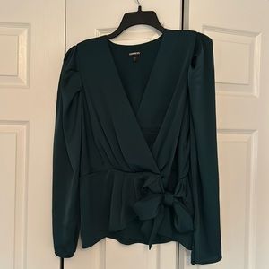 Like new worn once hunter green blouse.